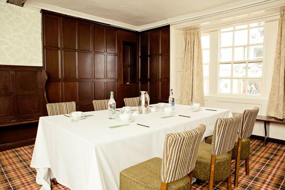 The Kings Arms Hotel Bicester Dalaman gambar
